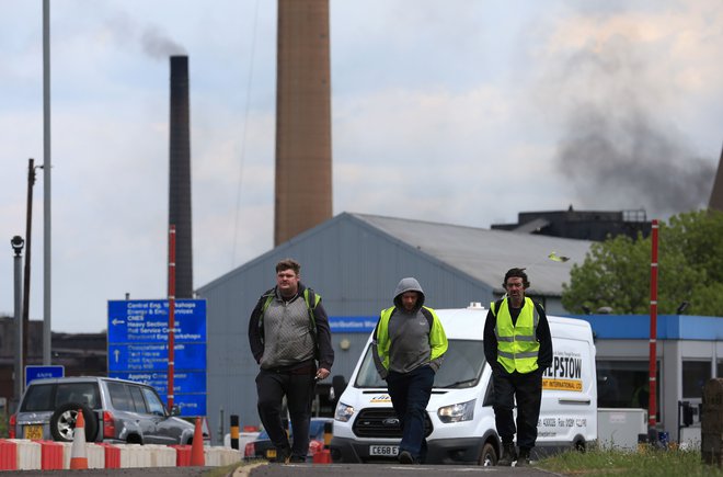 Zaposleni v obratih British Steel so po napovedi likvidacije v negotovosti.<br />
Foto AFP