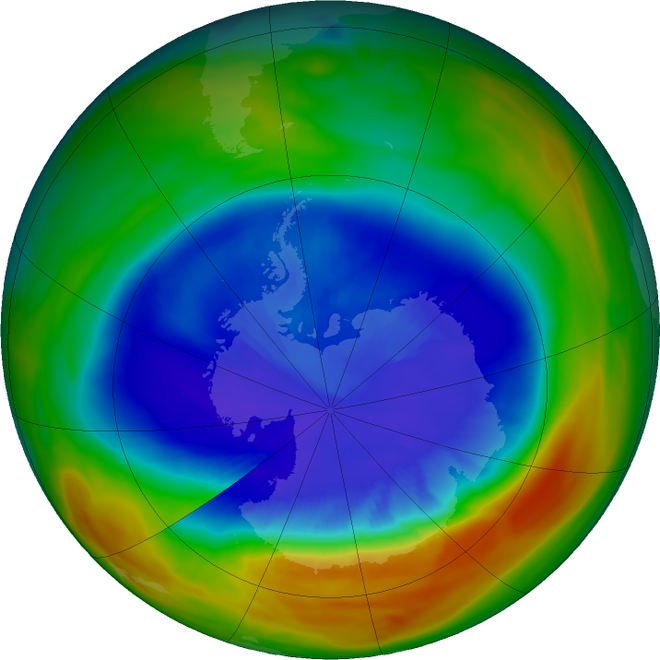 Ozonska luknja še ni povsem zaceljena. FOTO: Nasa