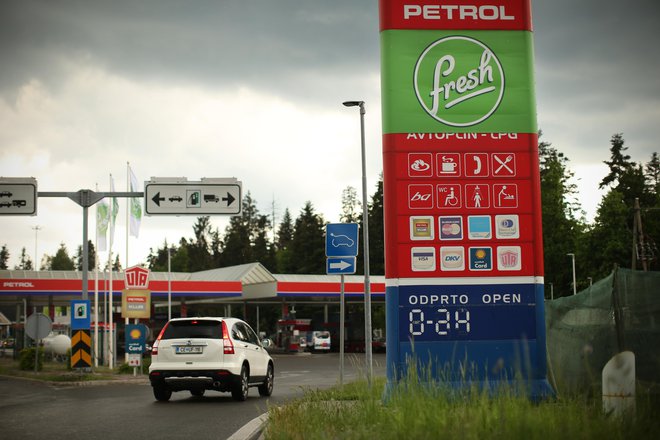 Petrol je (že nekaj let) največje podjetje po prihodkih. Foto Jure Eržen