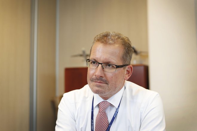 Glavni izvršni direktor Adrie Airways Holger Kowarsch (na fotografiji) se je prejšnji teden sestal s predsednikom vlade Marjanom Šarcem. FOTO: Leon Vidic/Delo