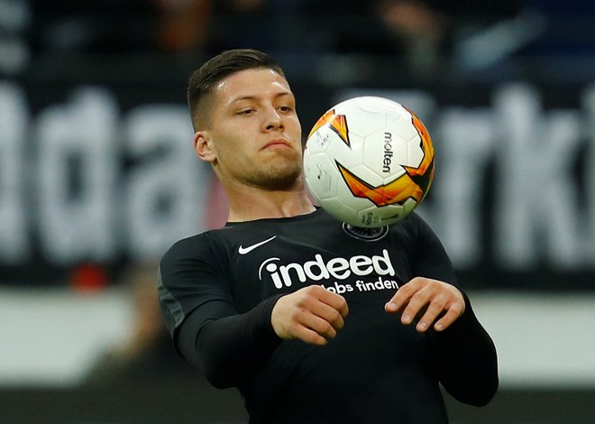 Luka Jović je dosegel 27 golov v sezoni 2018/19. FOTO: Reuters