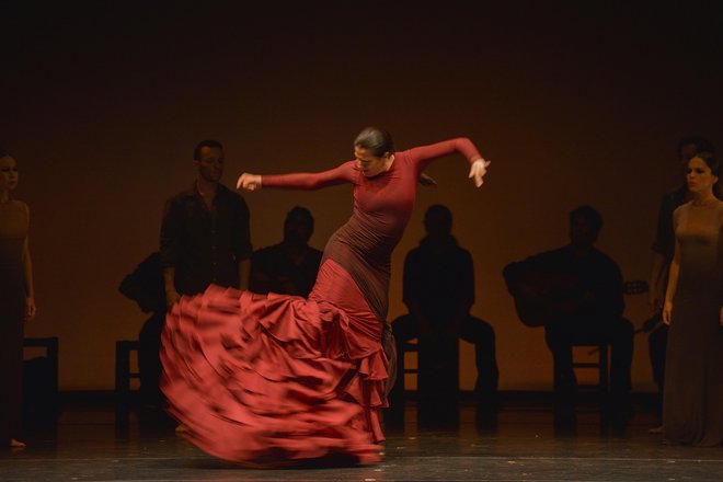 Koreografije in ples kraljice flamenka začarajo gledalca. Foto arhiv Festivala Ljubljana