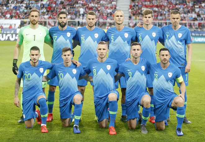 Slovenska reprezentanca je v minulem ciklusu izgubila z Avstrijo, nato pa se znesla nad Latvijo v Rigi. FOTO: Foto Roman Šipić/Delo