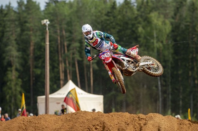 Tim Gajser je zmagal četrtič zapored. Foto HRC