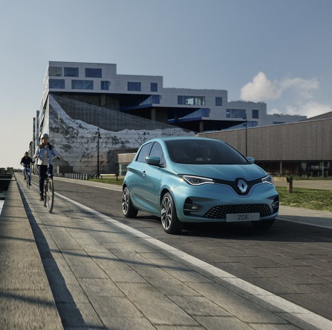 Renault zoe se poslej ponaša s precej večjiim dosegom. Foto Renault