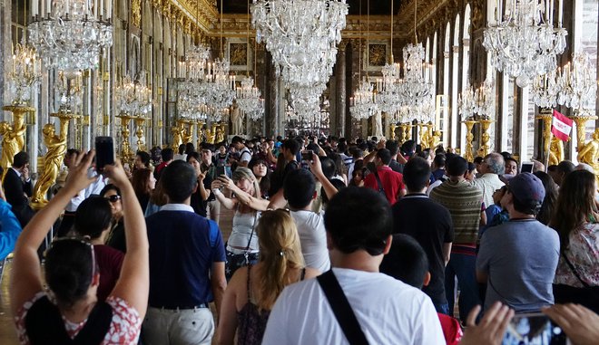 Zrcalna dvorana sto let pozneje FOTO: Reuters