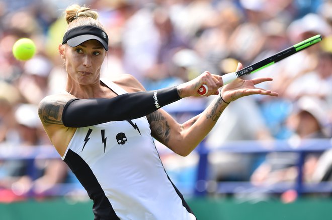 Polona Hercog se bo danes pomerila z Viktorio Kužmovo, od katere je bila lani v edinem medsebojnem dvoboju boljša prav na travi, na Mallorci.<br />
FOTO: AFP