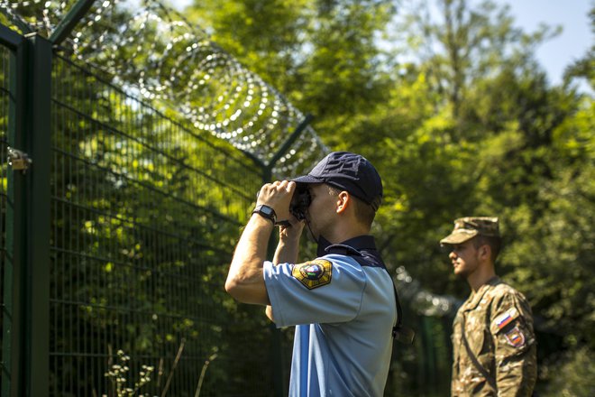 Obmejna patrulja. FOTO: Voranc Vogel