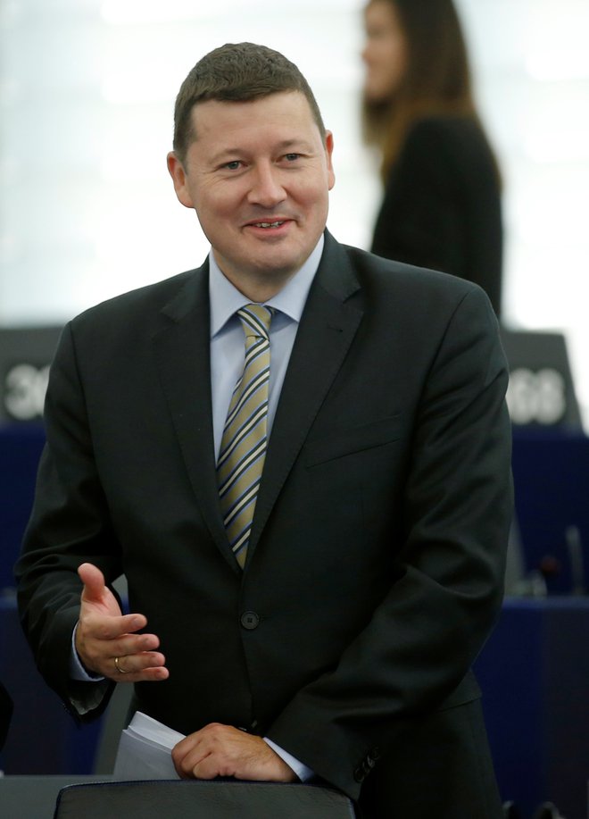 Martin Selmayr, siva eminenca evropske komisije. FOTO: Reuters