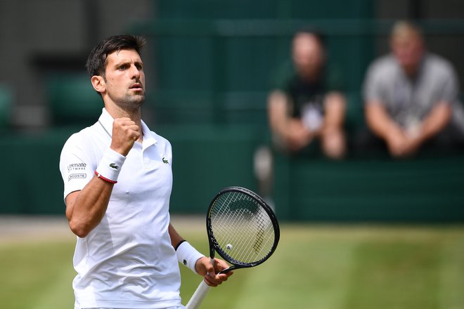 Novak Đoković bo v polfinalu Wimbledona igral osmič v zadnjih desetih letih. FOTO: AFP