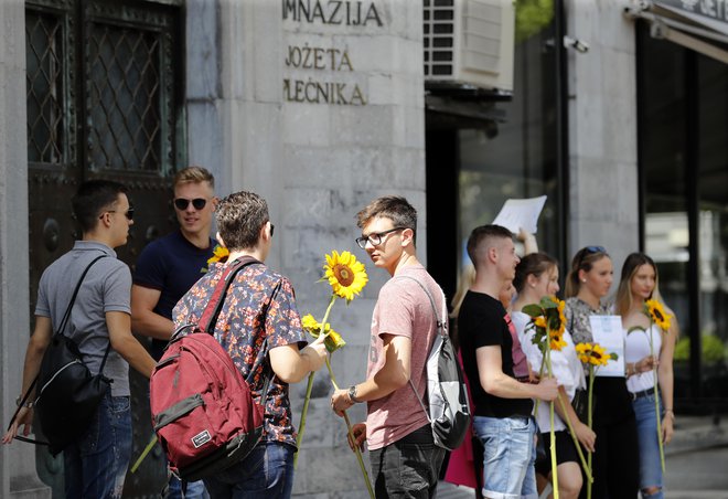 Rezultate splošne mature si je v prvih minutah po objavi na spletu ogledalo kar 46 odstotkov kandidatov. FOTO: Matej Družnik