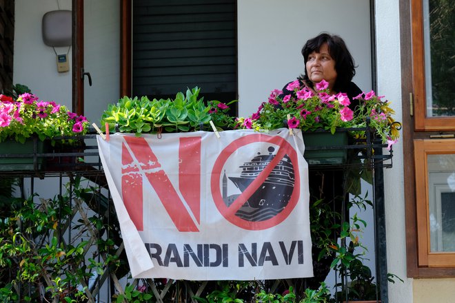 Nič več velikih ladij, so pred tedni vzklikali prebivalci Benetk. FOTO: Manuel Silvestri/Reuters