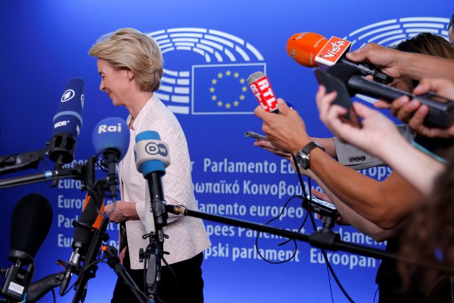 German Defense Minister Ursula von der Leyen, who has been nominated as European Commission President, leaves after a news conference during a visit at the European Parliament in Strasbourg, France, July 3, 2019.  REUTERS/Vincent Kessler Foto Vincent Kessler Reuters