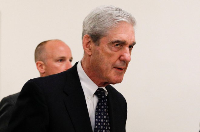 Robert Mueller med prihodom v predstavniški dom. FOTO: Reuters