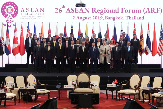 Zasedanje zunanjih ministrov Zveze držav Jugovzhodne Azije. FOTO: Reuters