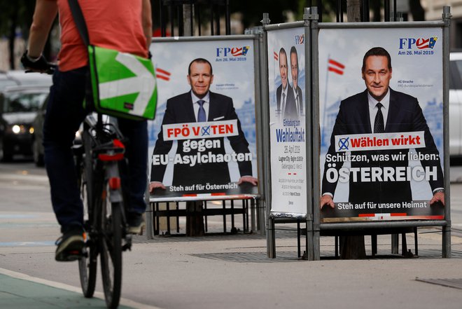 Avtorji poročila poudarjajo, da FPÖ nikoli ni bila uradna naslednica nacionalsocialističnih strank. Foto Reuters