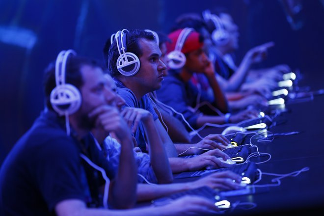 Igričarsko srečanje Gamescom leta 2015 v Kölnu. FOTO: Kai Pfaffenbach Reuters