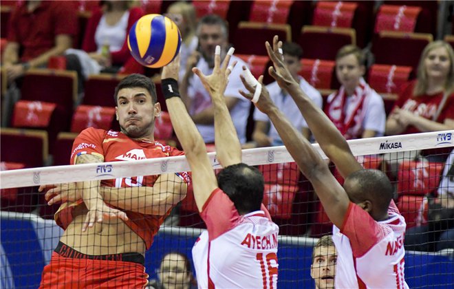 Nicolas Le Goff&nbsp; in Francozi so le strli tunizijski blok. FOTO: FIVB