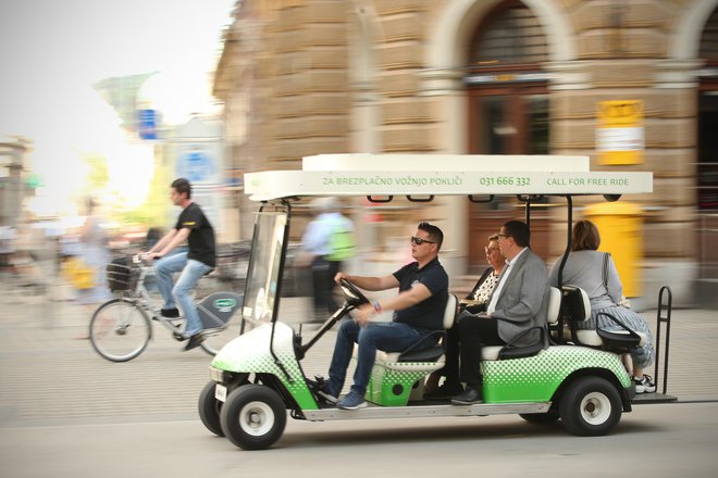 Po podatkih MZI je 30. junija letos podporna shema vključevala 3864 enot s skupno nazivno močjo 414 megavatov<strong>.</strong> Foto: Jure Eržen/Delo