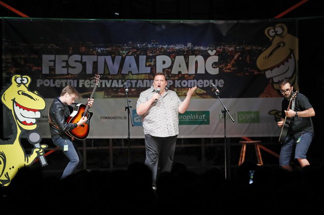 Na sliki Daniel-Ryan Spaulding. Panč festival. Ljubljana, 22. avgust 2019 Foto Leon Vidic/delo