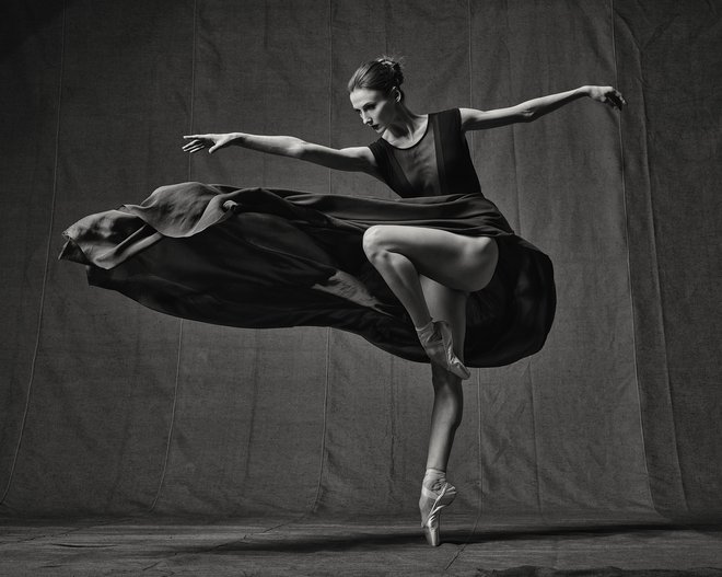 Klasično izobražena plesalka je odprta tudi za inovativne, eksperimentalne baletne projekte. Foto Arhiv Ljubljana Festivala