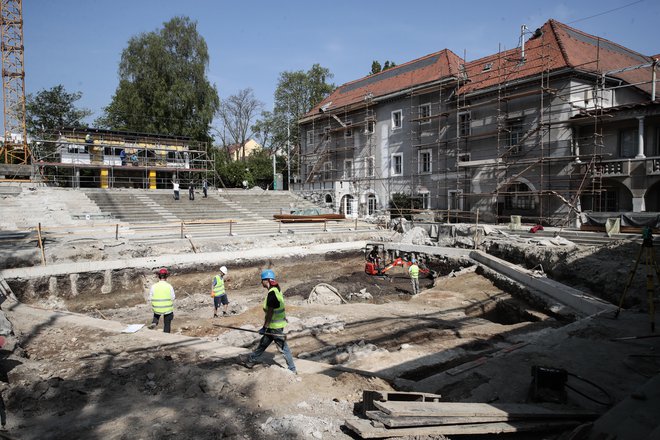 Obnova avditorija v Križankah. FOTO: Uroš Hočevar/Delo