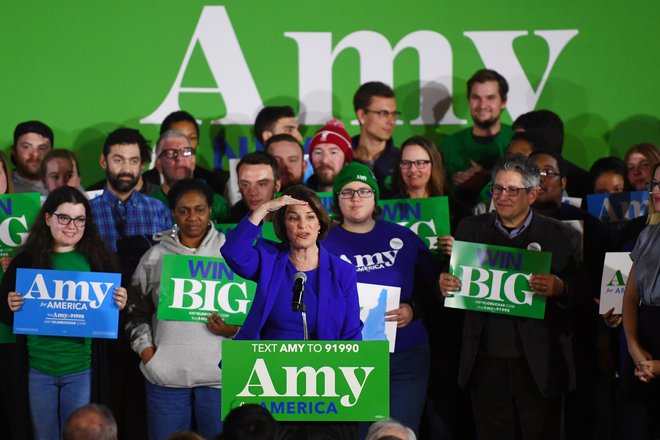 Amy Klubuchar med demokratsko izbiro kandidatov v zvezni državi New Hampshire. Foto Gretchen Ertl Reuters