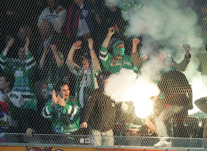 Finale Ebel iz leta 2008 in ljubljansko-salzburške bitke so bile Olimpijin vrhunec pod direktorskim vodstvom Matjaža Seklja in so polnile tivolske tribune do zandjega kotička. FOTO: Tomi Lombar.