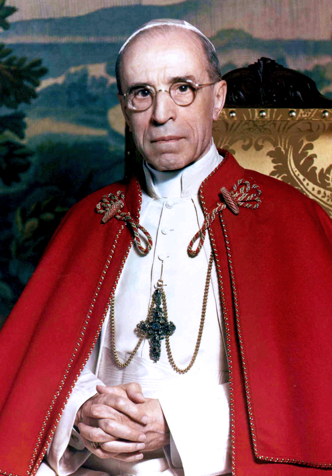 Papež Pij XII. ni privolil v uradno avdienco nepooblaščenega zastopnika mednarodno še ne priznane državne oblasti, Edvard Kocbek pa ni privolil v zasebno avdienco pri papežu Piju XII.<br />
FOTO: Michael Pitcairn/Wikipedia