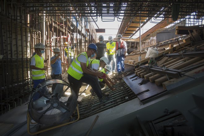 Najtežje bo razogljičiti energetsko intenzivne gospodarske dejavnosti. FOTO: Jure Eržen/Delo