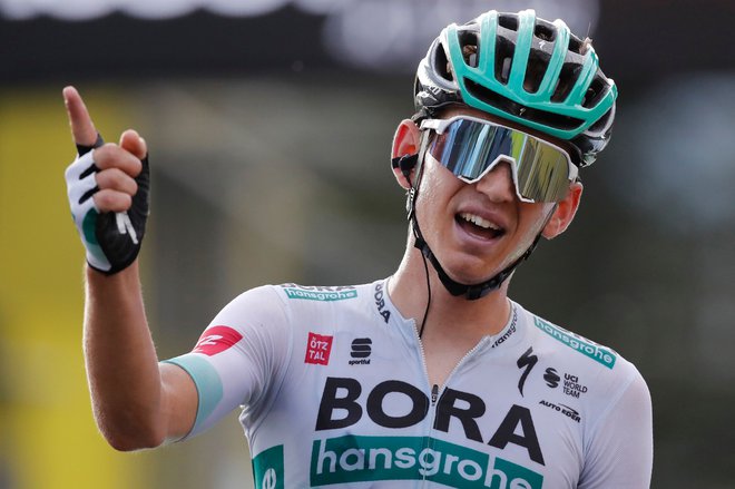 Zmagovalec 16. etape je&nbsp;Lennard&nbsp;Kämna (Bora Hansgrohe). FOTO:&nbsp;Christophe Ena/AFP