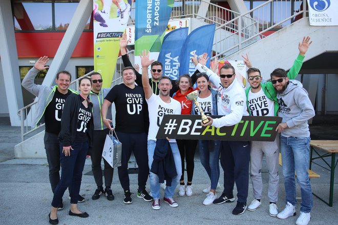 Najuspešnejša ekipa na lanskih igrah zaposlenih je bila ekipa banke SKB. FOTO: arhiv OKS