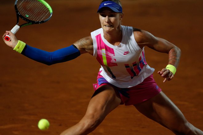 Polona Hercog (na fotografiji) je morala po treh nizih priznati premoč Čehinji Marketi Vondroušovi. FOTO: Clive Brunskill/AFP