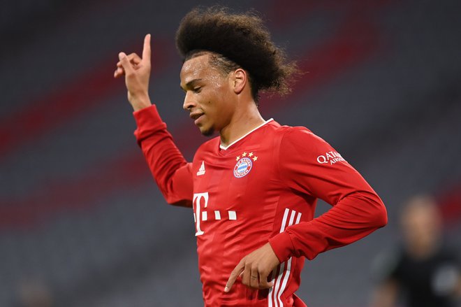 Leroy Sané je uspešno prestal ognjeni krst v Bayernovem dresu. FOTO: Christof Stache/AFP