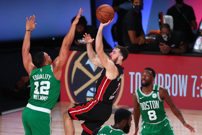 Goran Dragić (na fotografiji pri metu) tokrat ni imel svojega večera. FOTO: Kim Klement/Usa Today Sports