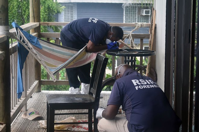 Policija Salomonovih otokov preiskuje eksplozijo v gosto naseljenem delu prestolnice Honiara. FOTO: Royal Solomon Islands Police Force/AFP