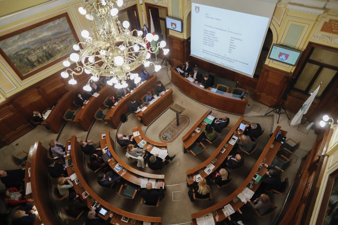 Zasedanje Mestnega sveta Mestne občine Ljubljana. FOTO: Uroš Hočevar/Delo