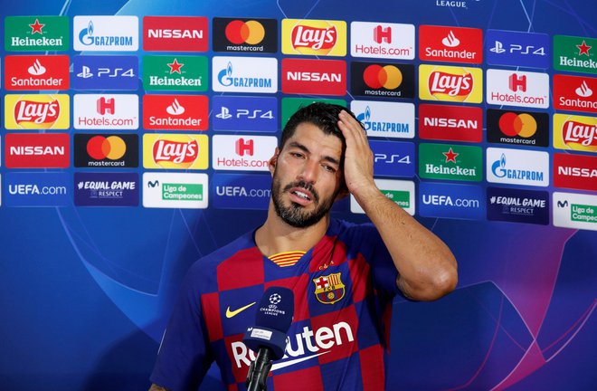 Luis Suarez v zadnjem obdobju nima mirnega spanca. FOTO: Albert Gea/Reuters