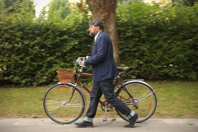 Luka Novak o knjigah in založništvu med pandemijo. FOTO: Jure Eržen