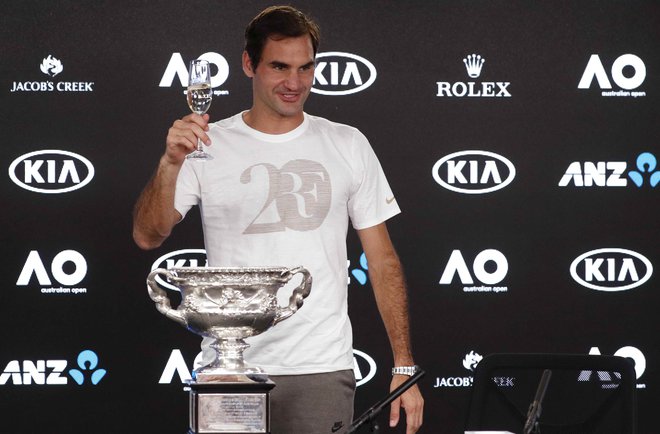 Morda je največje presenečenje lestvice prav na vrhu, kjer je teniški igralec Roger Federer. FOTO: Edgar Su/Reuters