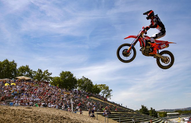 Tim Gajser je poletel do skupnega vodstva v globalni motokrosistični konkurenci. FOTO: Matej Družnik