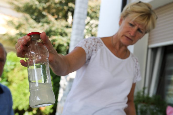 Odplake čistilne naprave podjetja Eternit so prišle v pitno vodo Anhovega in Deskel. FOTO: Marko Feist/Slovenske novice