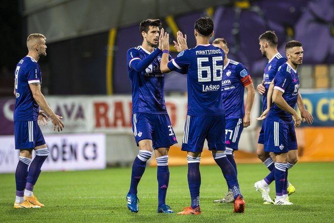 Maribor je v krizi, kako se bo iz nje izvlekel, pa je odvisno tudi od odziva trenerja Maura Camoranesija. FOTO: Mariborinfo/Jure Banfi