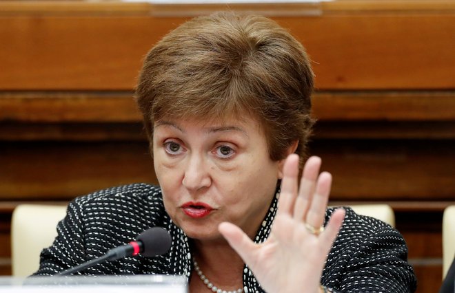 &raquo;Svetovno gospodarstvo se počasi vrača iz globoke krize, a katastrofa še zdaleč ni za nami,&laquo; pravi direktorica IMF Kristalina Georgieva.<br />
Foto Remo Casilli/Reuters