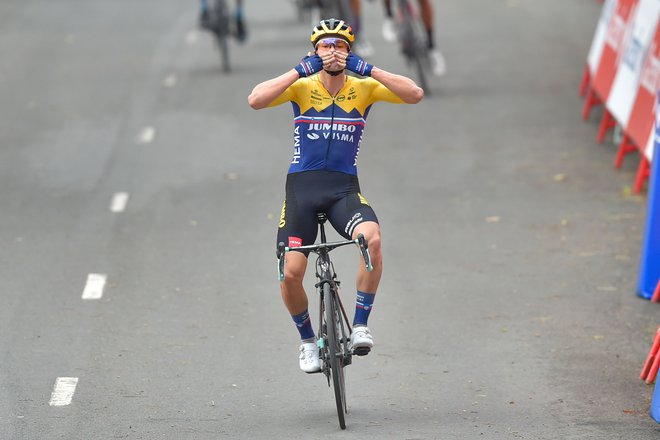 Primož Roglič je prvi nosilec rdeče majica na 75. dirki poŠpaniji. FOTO: Ander Gillenea/AFP