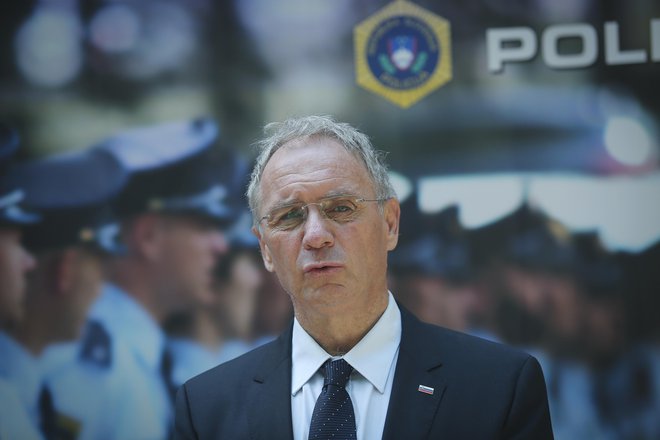 Notranji minister Aleš Hojs je zamenjal vodstvo polcije in NPU. FOTO: &nbsp;Jože Suhadolnik/Delo