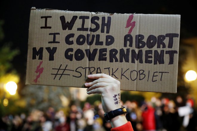 Splav je na Poljskem vprašanje, ki že dolgo razdvaja javnost.&nbsp;FOTO: Kacper Pempel/Reuters