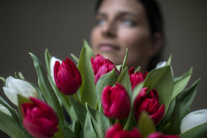 Morda pa nam ostane skupna vsaj ljubezen do rož&nbsp;... FOTO: Voranc Vogel/Delo