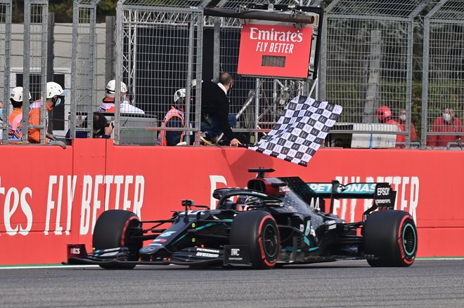 Lewis Hamilton je zmagal tudi v Imoli. FOTO: Miguel Medina/Reuters