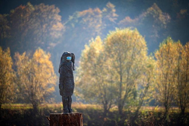 Še ena prva dama v bližinjem Rožnem, ki pritegne pozornost in je večpomenska. FOTO: Jure Makovec/AFP